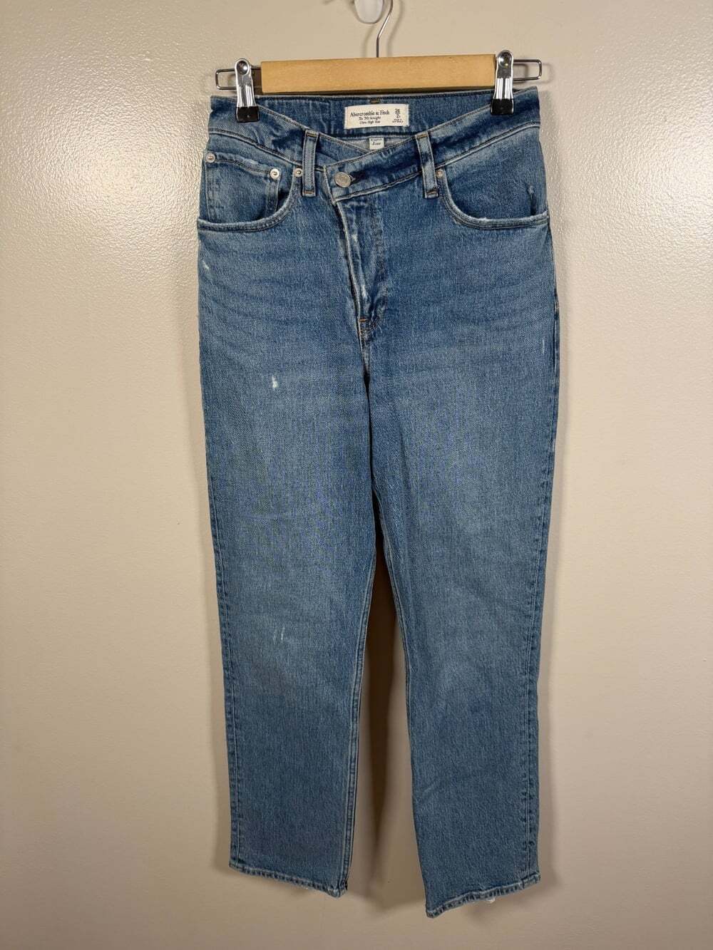Abercrombie 90s Straight Ultra High Rise Jeans Size 2 Short Petite Curve Love